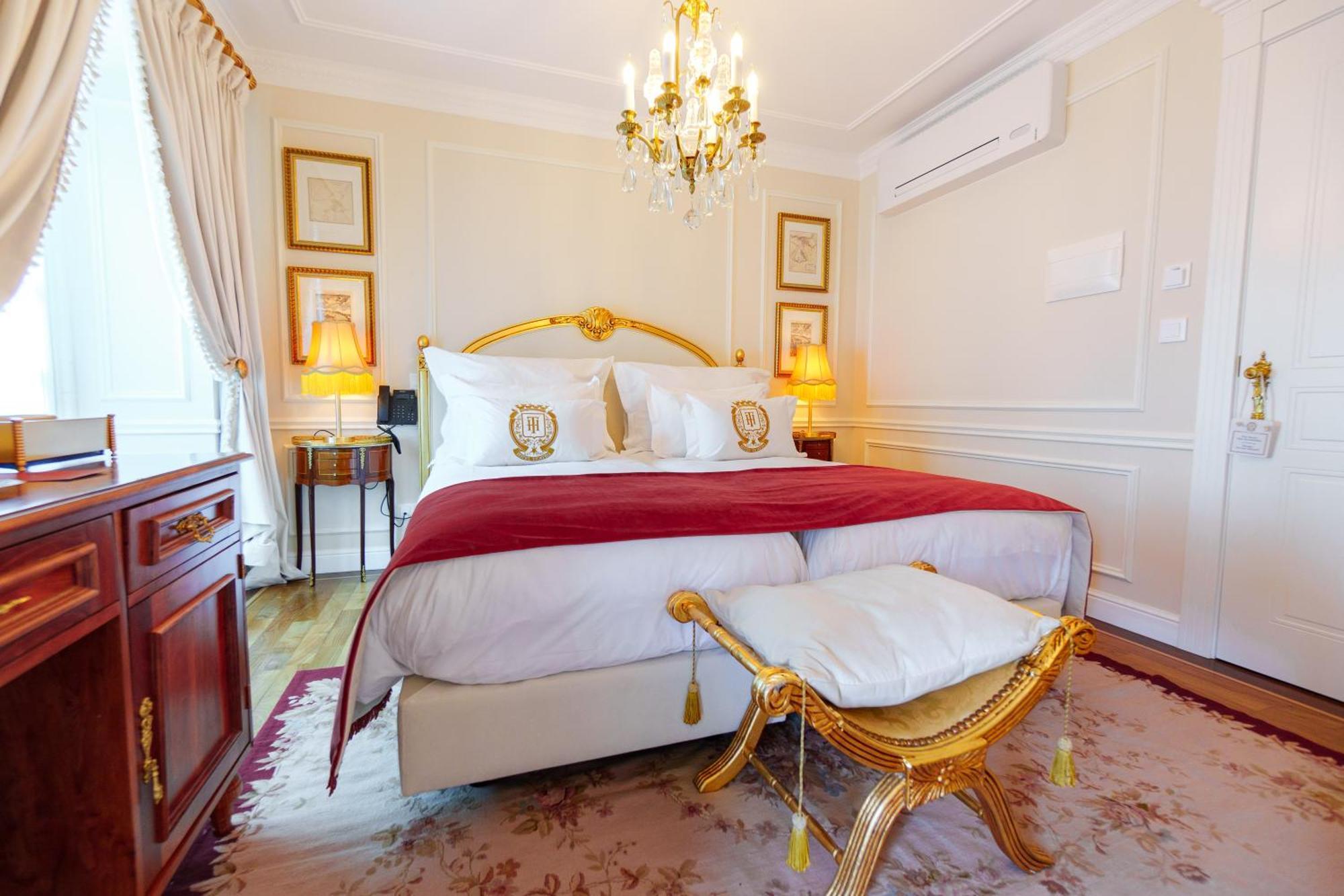 Angra do Heroísmo Boutique Hotel Teatro מראה חיצוני תמונה